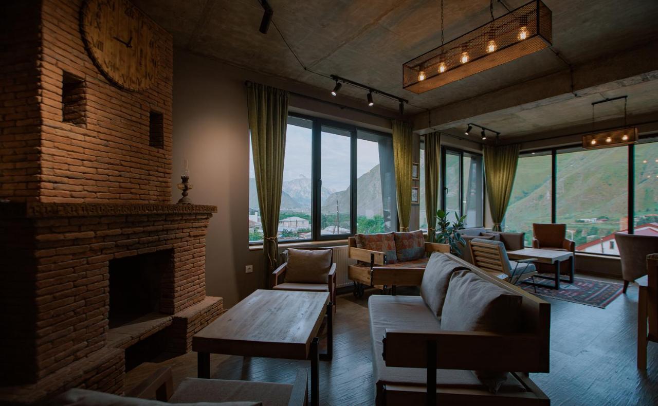 Northgate Hotel Kazbegi Exteriör bild