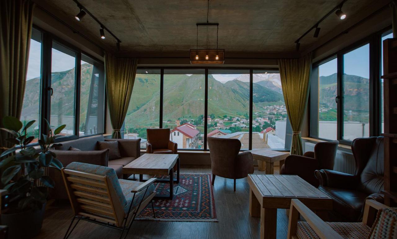Northgate Hotel Kazbegi Exteriör bild