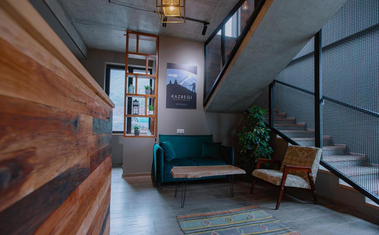 Northgate Hotel Kazbegi Exteriör bild