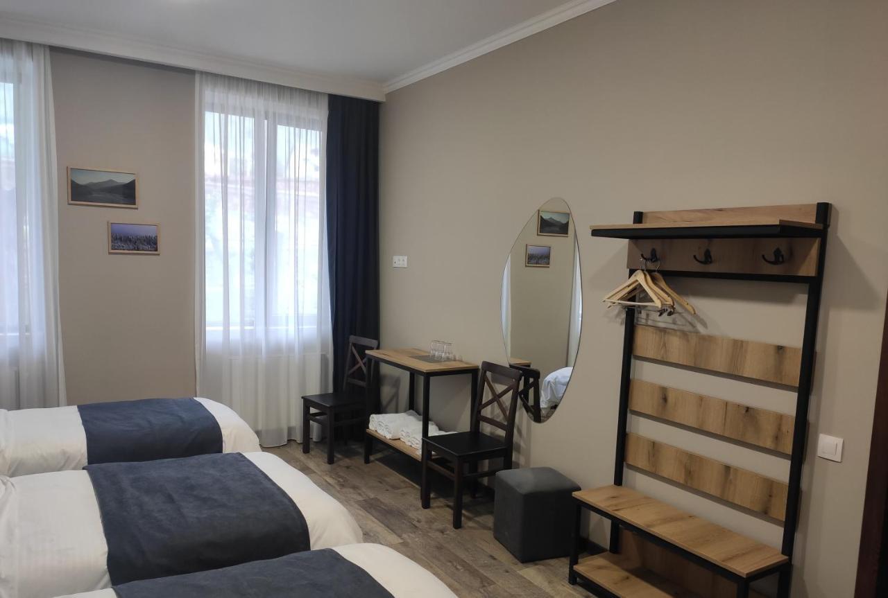 Northgate Hotel Kazbegi Exteriör bild