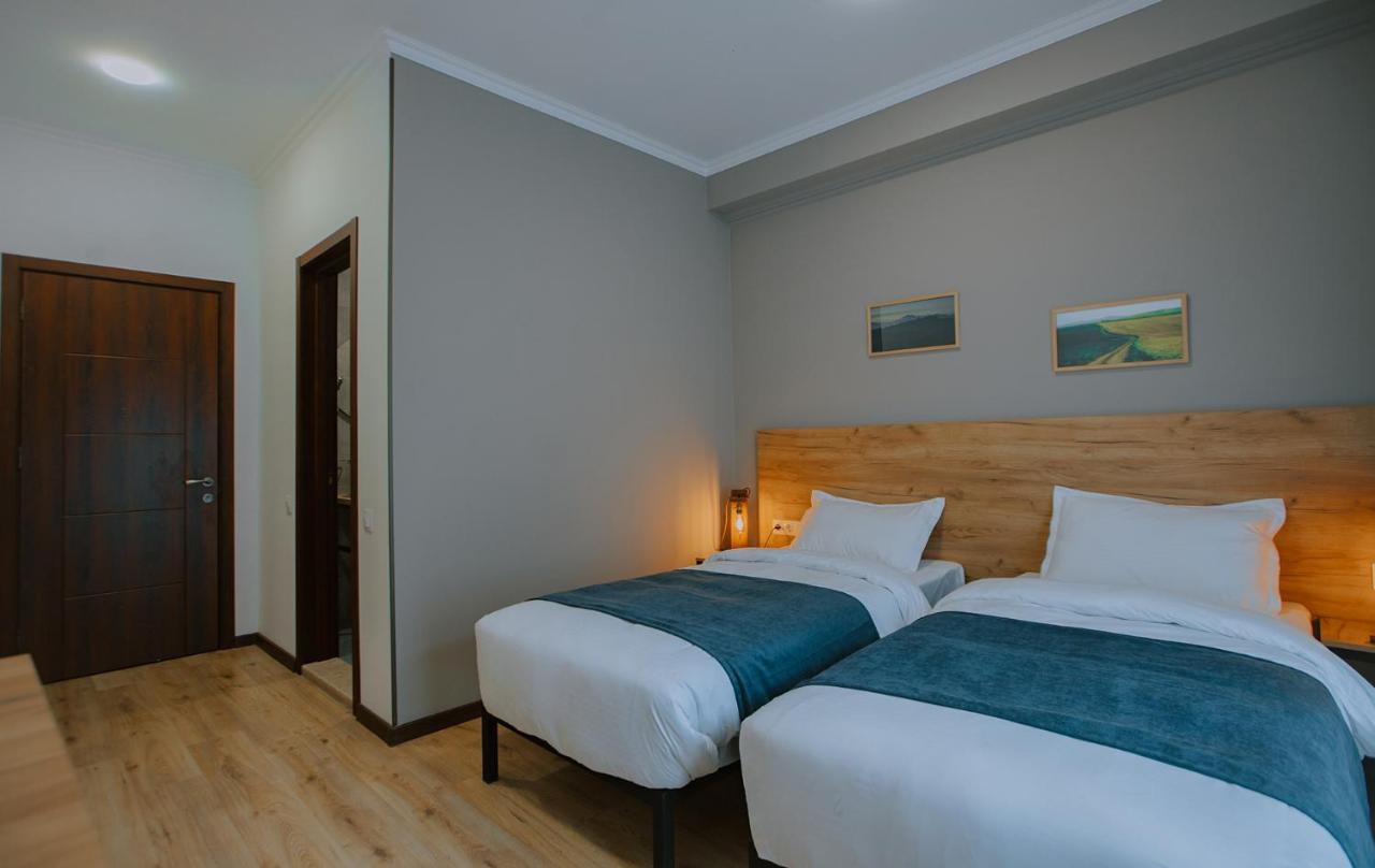 Northgate Hotel Kazbegi Exteriör bild