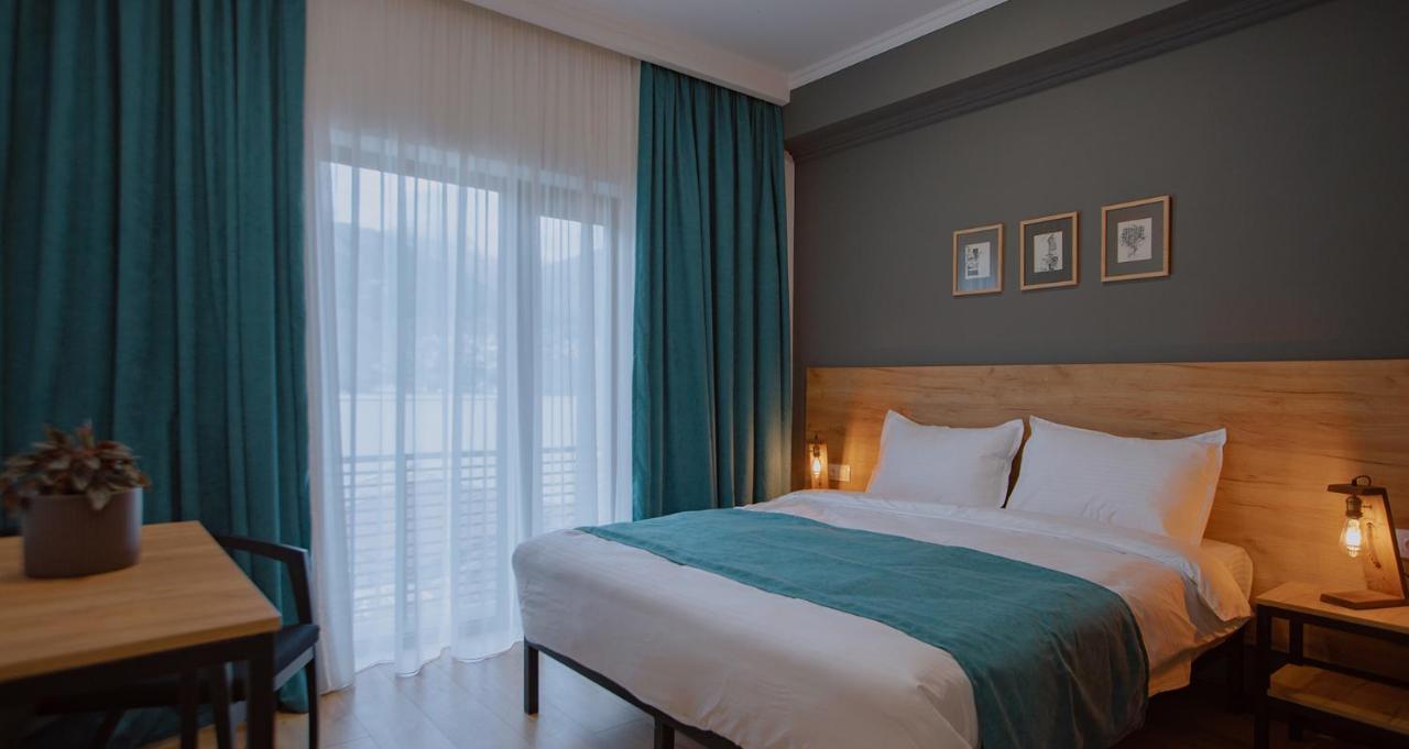 Northgate Hotel Kazbegi Exteriör bild
